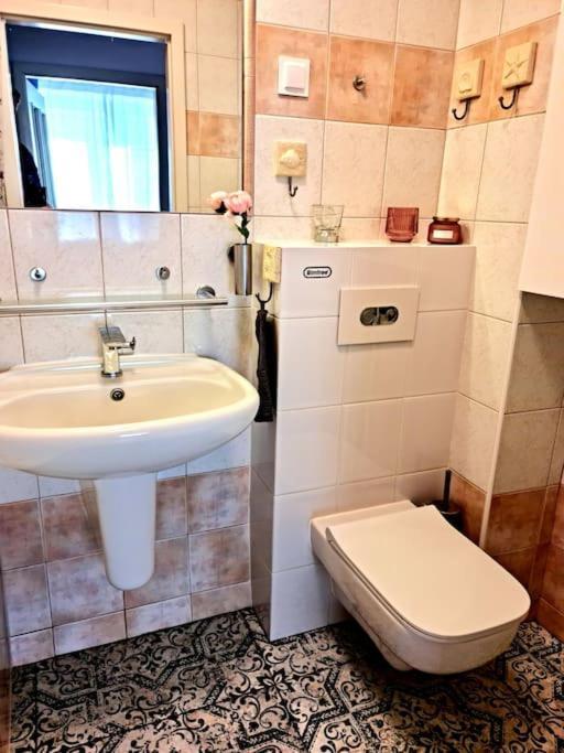 Apartament Zachodni Z Balkonem 4 Osoby 华沙 外观 照片